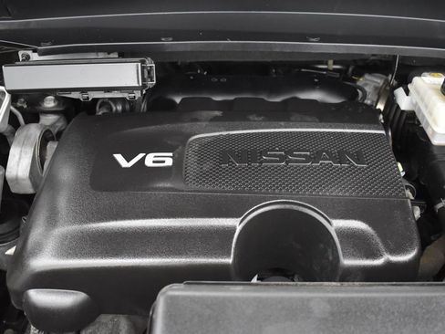 Used 2017 Nissan Pathfinder Platinum w/ Cargo Package image 36