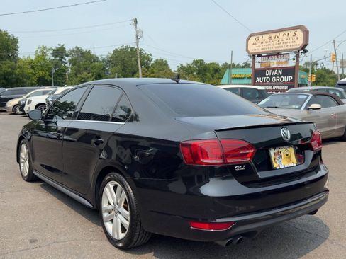 Used 2013 Volkswagen Jetta GLI Autobahn FWD image 4