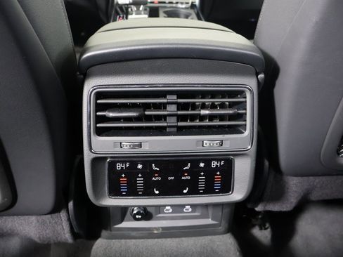 Used 2025 Audi Q7 3.0T Premium Plus w/ Premium Plus Package image 28