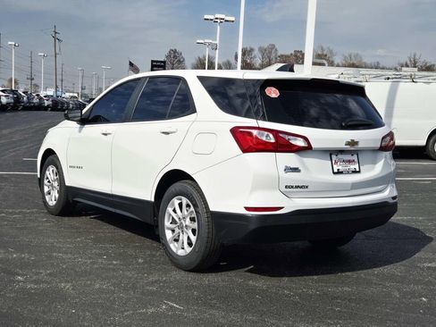 Used 2020 Chevrolet Equinox LS image 6
