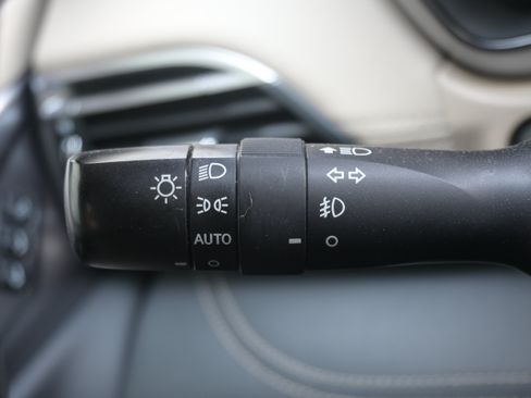 Certified 2023 Subaru Outback Limited AWD/4WD image 29