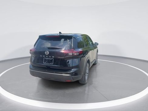 Used 2025 Nissan Rogue S FWD image 7