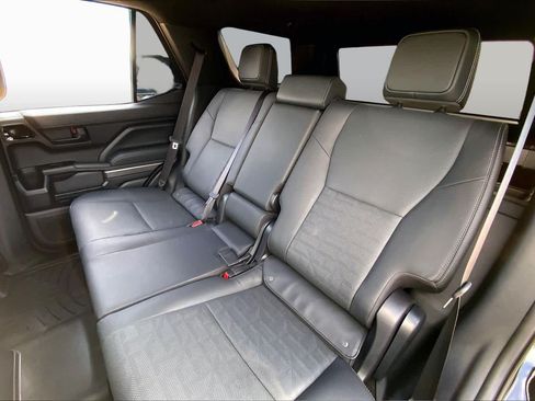 Used 2025 Toyota 4Runner TRD Off-Road Premium w/ Tow Technology Package AWD/4WD image 21