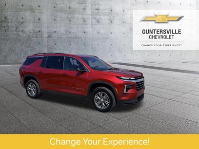 Used 2025 Chevrolet Traverse LT w/ Driver Confidence Package