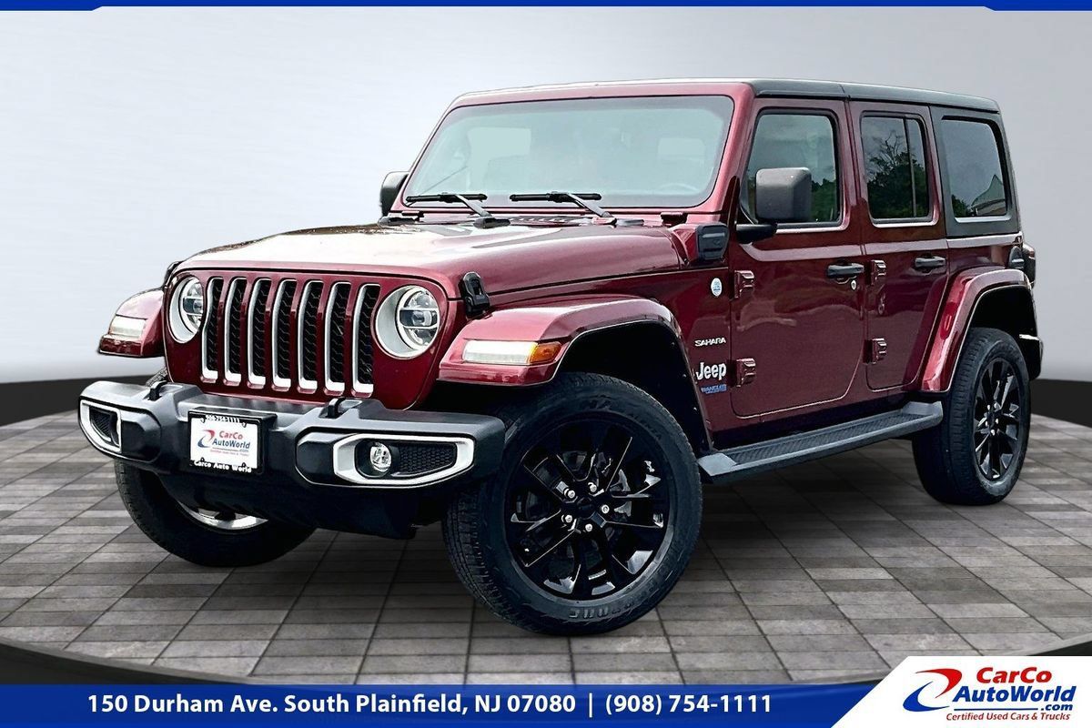 Used 2021 Jeep Wrangler Unlimited Sahara w/ Cold Weather Group AWD/4WD image 1