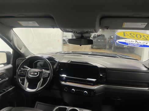 Used 2024 GMC Sierra 1500 Elevation image 22