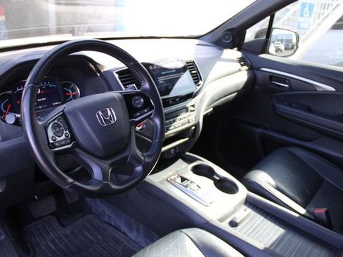 Used 2021 Honda Passport EX-L image 2