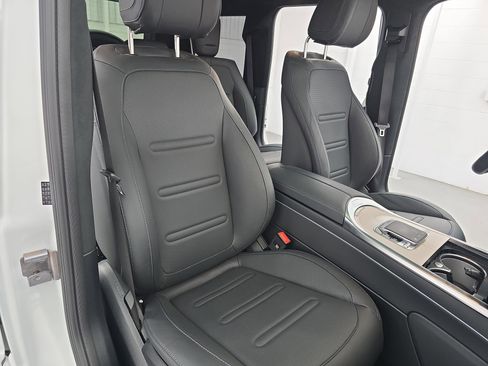 Used 2025 Mercedes-Benz G 550 G 550 image 10