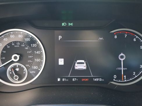 Used 2026 Genesis G70 2.5T AWD/4WD image 8