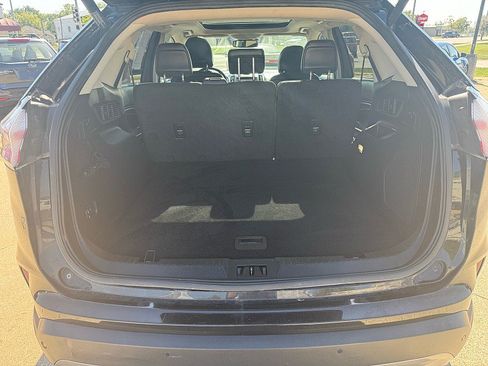 Used 2019 Ford Edge Titanium w/ Equipment Group 301A AWD/4WD image 27