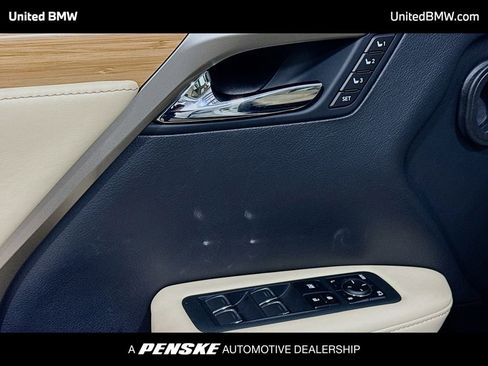 Used 2021 Lexus RX 350L Premium w/ Premium Package image 3