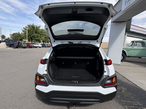 Used 2021 Hyundai Kona SEL Plus w/ Cargo Package FWD image 31