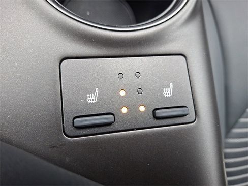 Certified 2024 Toyota Camry SE image 24