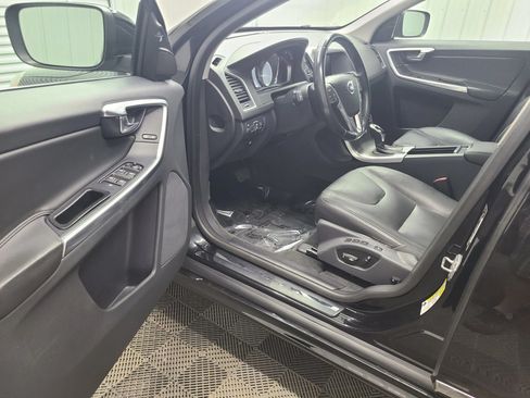 Used 2016 Volvo XC60 T5 Premier AWD/4WD image 21