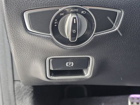 Used 2015 Mercedes-Benz S 550 4dr Sdn S 550 4MATIC w/ Sport Package image 25