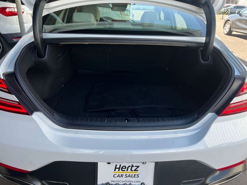 Used 2025 Genesis G70 2.5T image 31