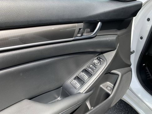 Used 2020 Honda Accord Sport image 15
