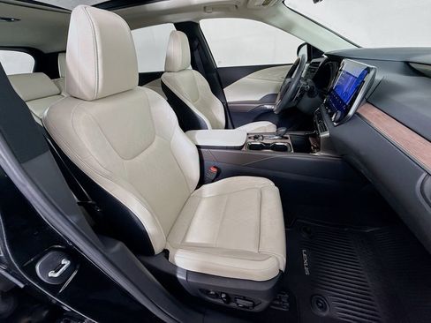 Used 2023 Lexus RX 350 AWD w/ Accessory Package (Z1) image 29