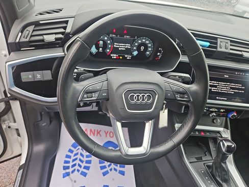 Used 2022 Audi Q3 2.0T Premium Plus AWD/4WD image 14