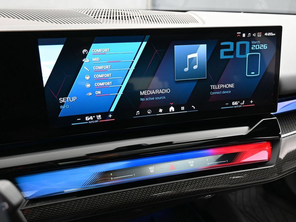 Used 2025 BMW M5 Touring AWD/4WD image 22