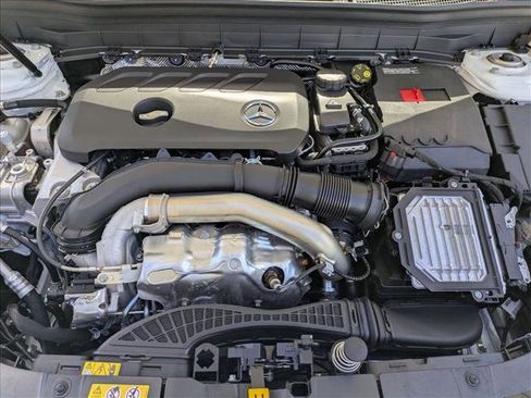 Used 2026 Mercedes-Benz GLB 250 image 24