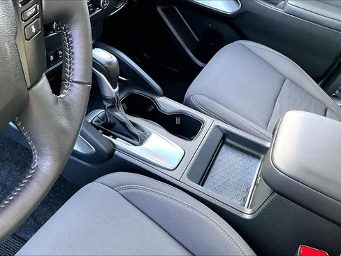 Used 2024 Nissan Frontier SV w/ Hardbody Edition image 18