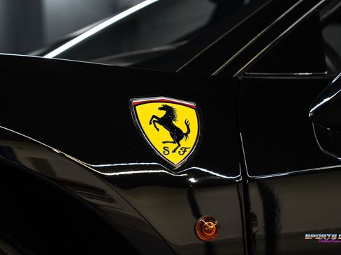 Used 2011 Ferrari 458 Italia Coupe image 38