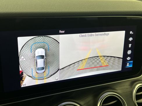 Used 2022 Mercedes-Benz E 450 E 450 image 31