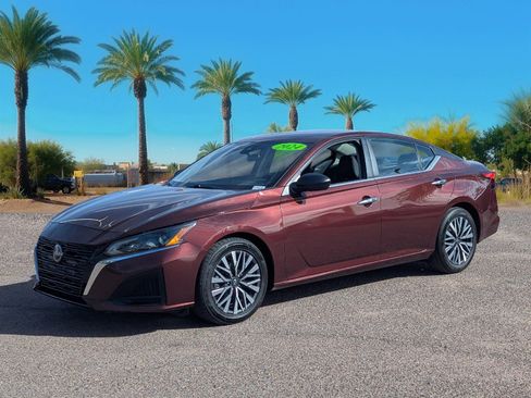 Used 2024 Nissan Altima 2.5 SV image 29