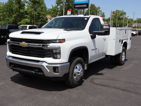 New 2025 Chevrolet Silverado 3500 LT w/ Convenience Package image 24