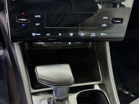 Certified 2022 Hyundai Santa Cruz SEL Premium AWD/4WD image 8