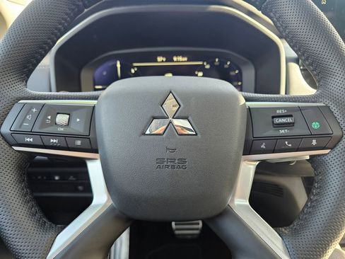 New 2026 Mitsubishi Outlander SEL AWD/4WD image 19