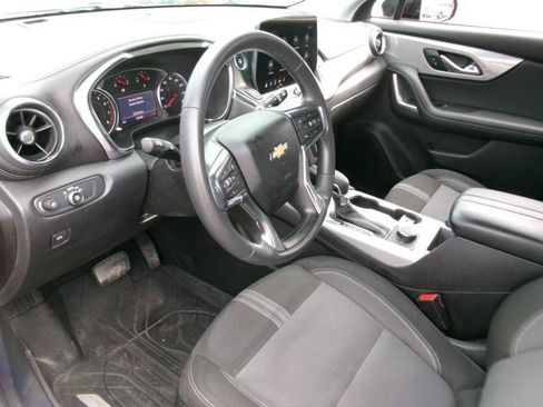 Used 2024 Chevrolet Blazer LT w/ Convenience Package FWD image 12