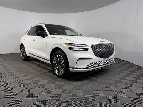 Used 2026 Genesis Electrified GV70 AWD/4WD image 2
