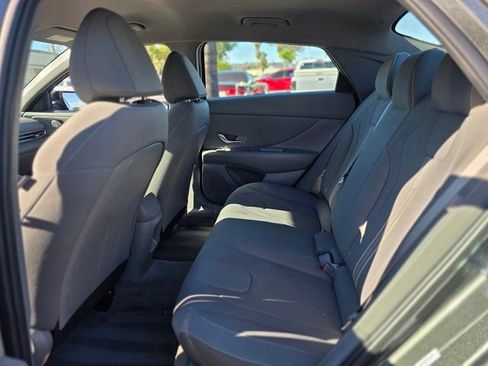 Certified 2025 Hyundai Elantra Sport image 13