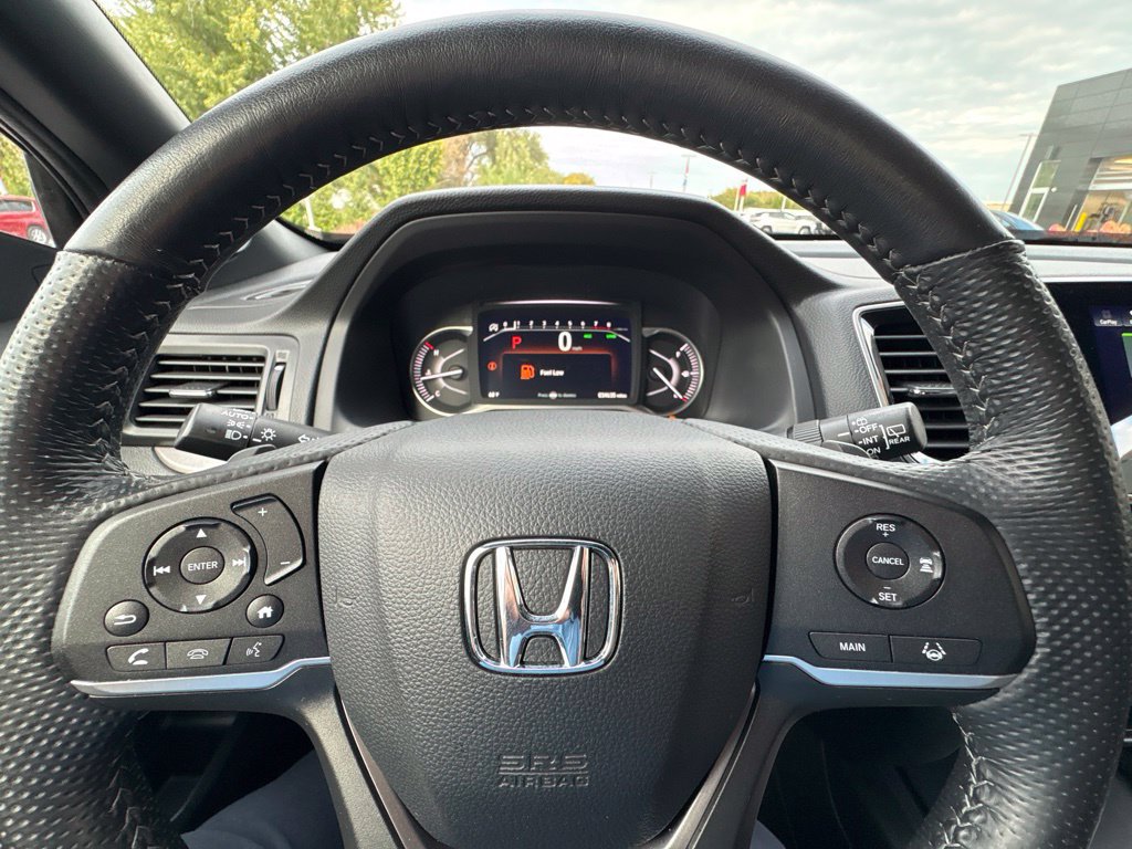 Used 2025 Honda Passport EX-L image 24
