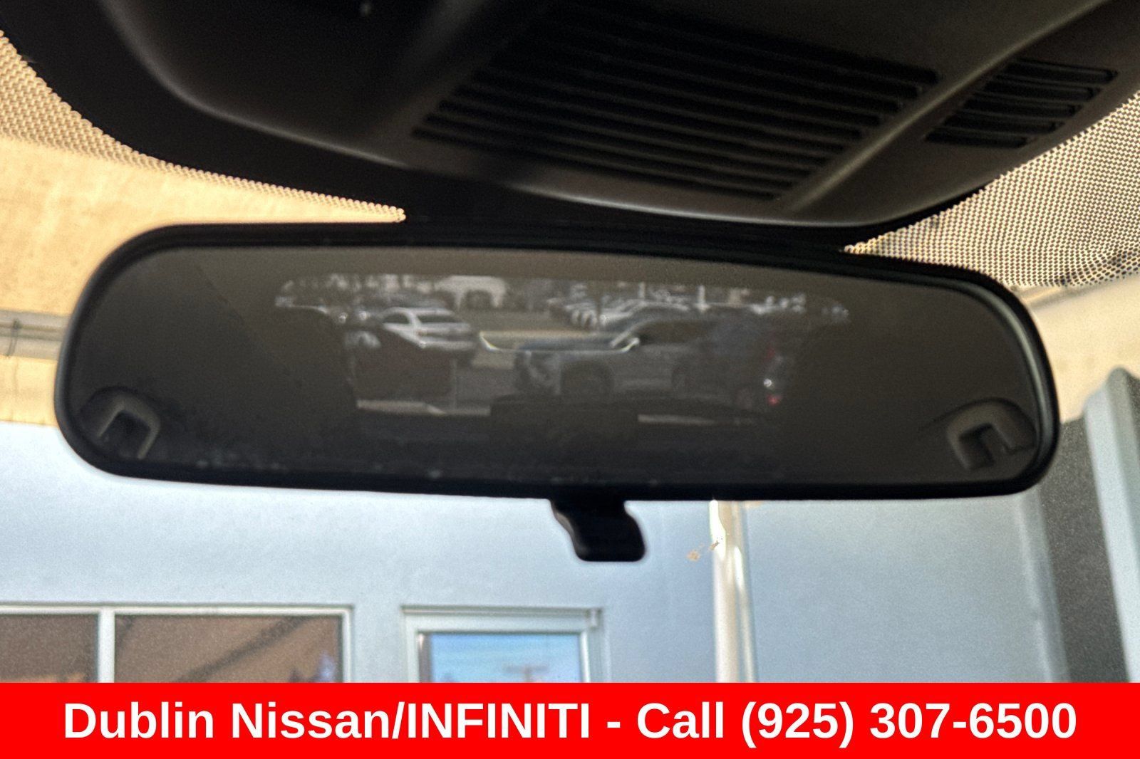 Used 2025 Nissan Rogue SV AWD/4WD image 26
