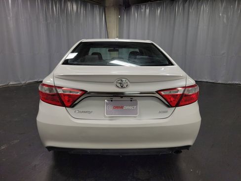 Used 2015 Toyota Camry XSE image 7