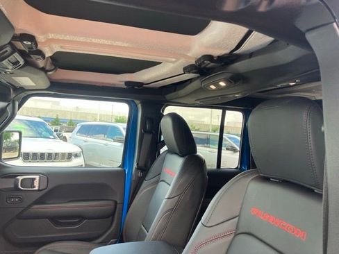 New 2026 Jeep Wrangler Unlimited Rubicon AWD/4WD image 13