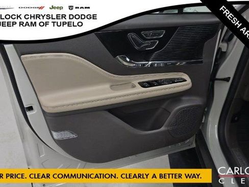 Used 2022 Lincoln Corsair FWD w/ Premium Package image 6