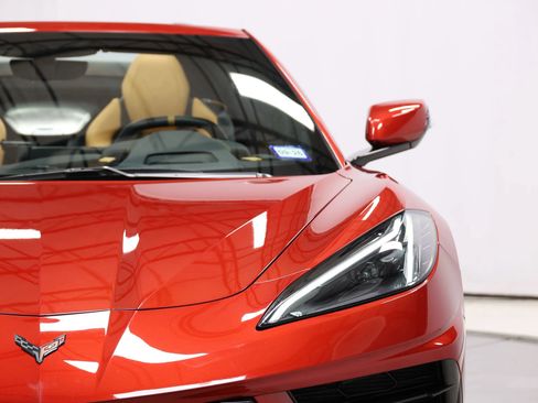 Used 2023 Chevrolet Corvette Stingray Premium Conv w/ Z51 Performance Package RWD image 98