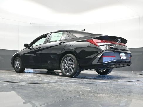 New 2026 Hyundai Elantra Blue image 49