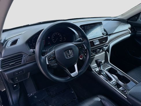 Used 2018 Honda Accord EX-L image 9