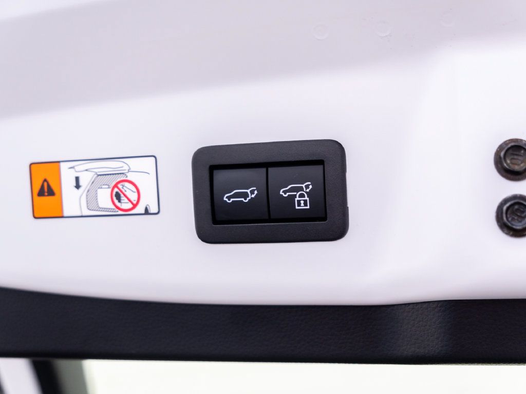 Used 2024 Toyota Prius Limited AWD/4WD image 28