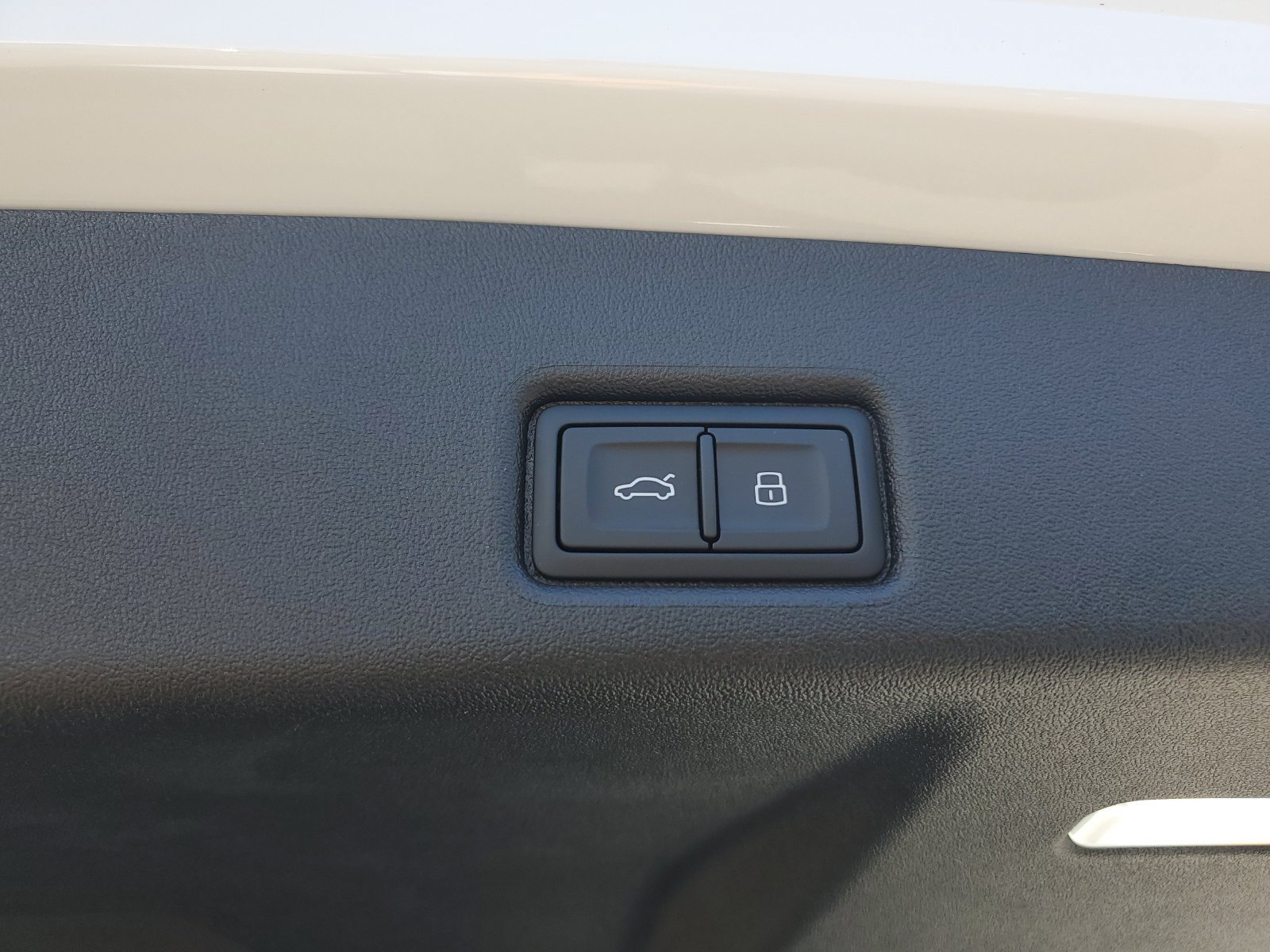 New 2026 Audi Q5 Premium AWD/4WD image 9