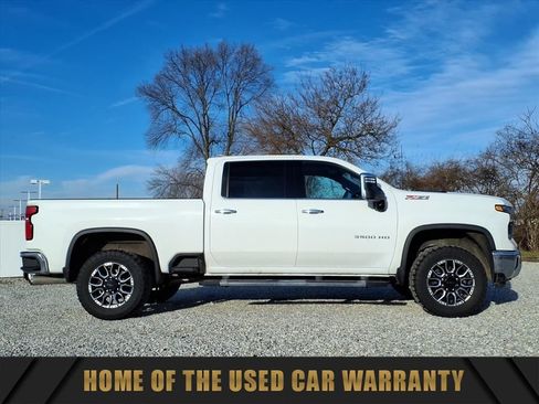 Used 2024 Chevrolet Silverado 3500 LTZ w/ LTZ Plus Package image 10