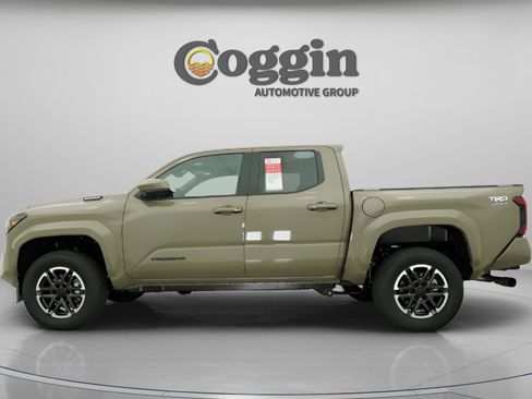 New 2026 Toyota Tacoma TRD Sport AWD/4WD image 6