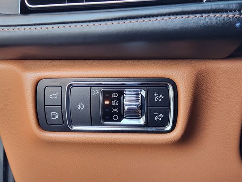 Used 2020 Lincoln Aviator Black Label Grand Touring w/ Class IV Trailer Tow Package image 21