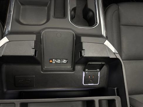 Used 2024 Chevrolet Silverado 1500 LT Trail Boss w/ LT Trail Boss Premium Package image 70