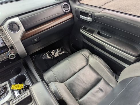 Used 2019 Toyota Tundra Limited w/ Limited Premium Package image 18